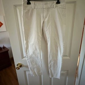 White crop pants